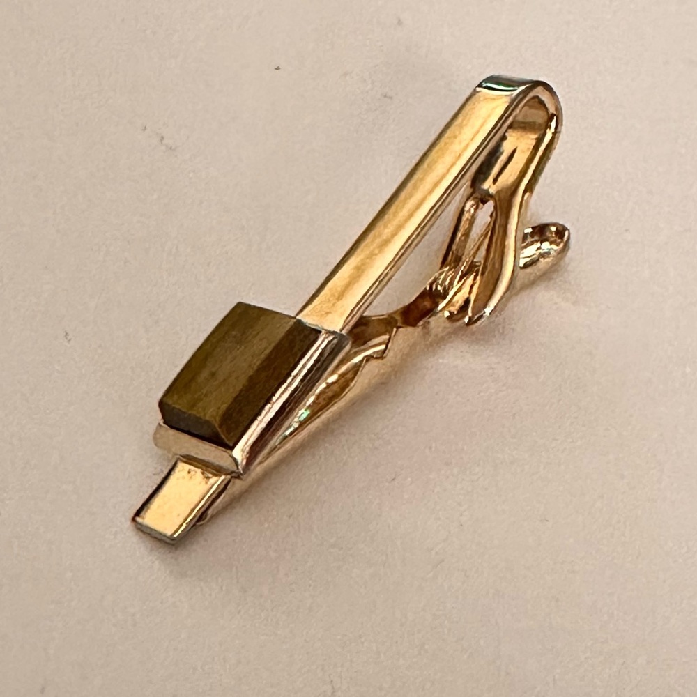 Vintage Gold Tone Tie Bar Clip Faux Tiger’s Eye Stone